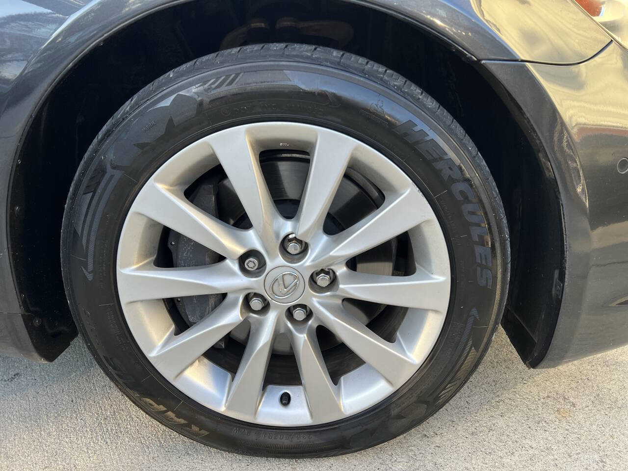 Used 2011 Lexus LS 460 AWD w/ Comfort Pkg image 28