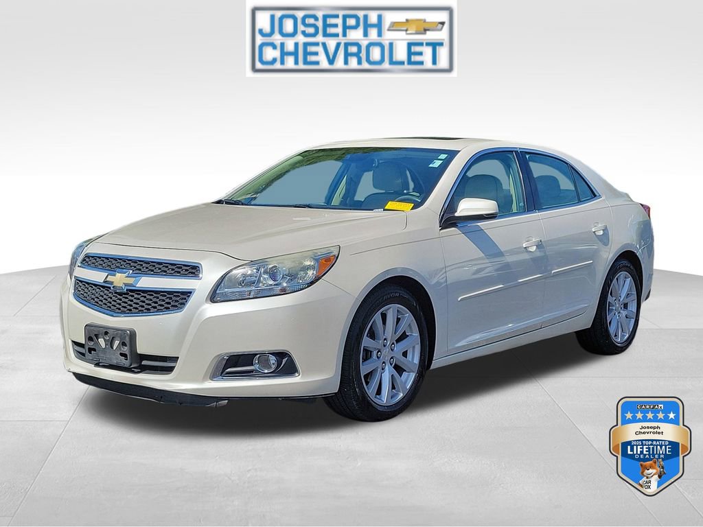 Used 2013 Chevrolet Malibu LT FWD image 2