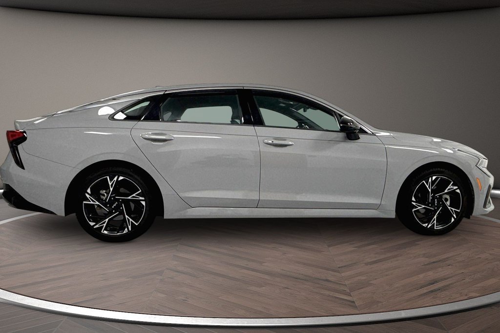 Used 2025 Kia K5 GT-Line AWD/4WD image 8