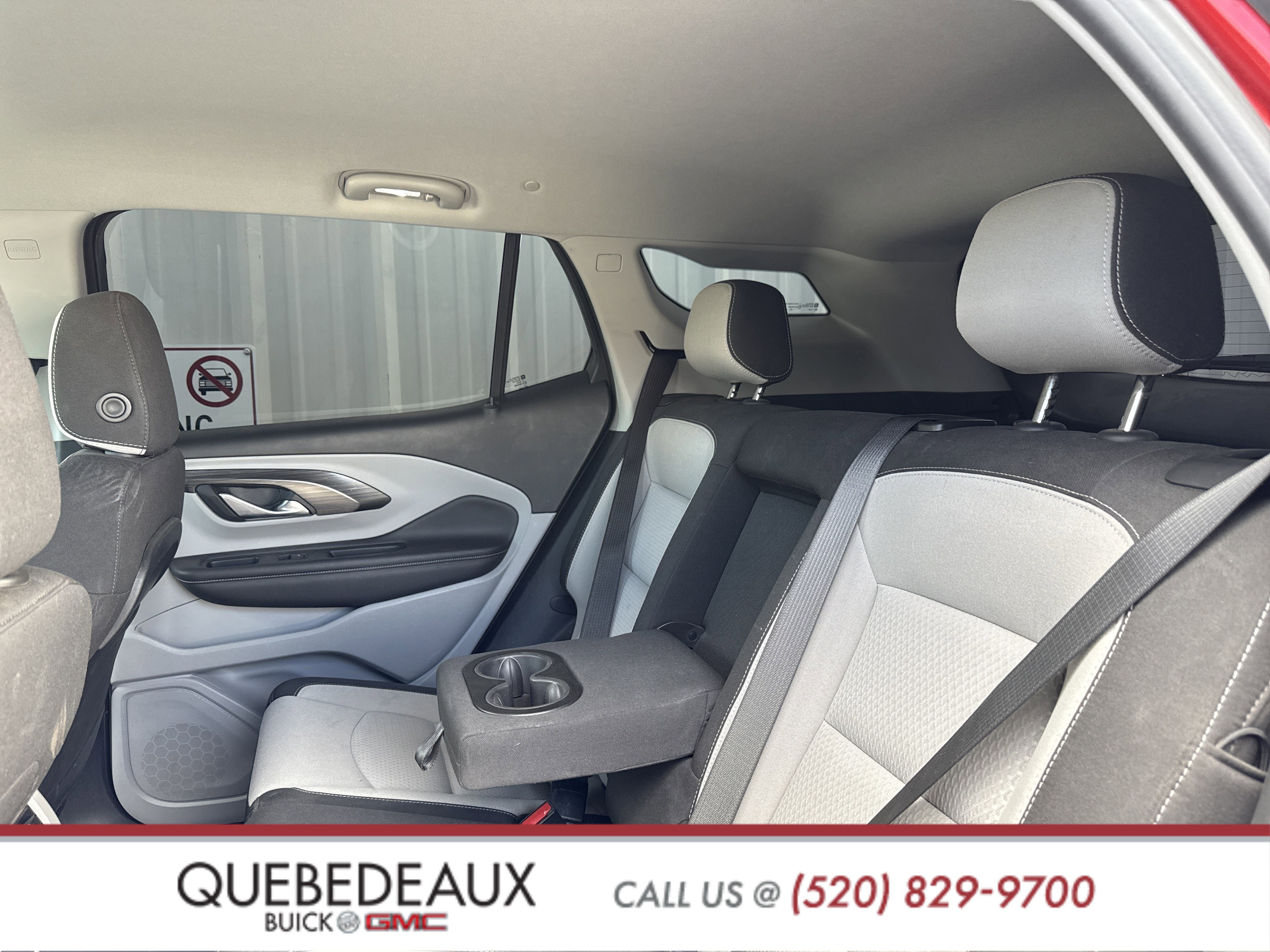 Used 2022 GMC Terrain SLE w/ Driver Convenience Package image 19