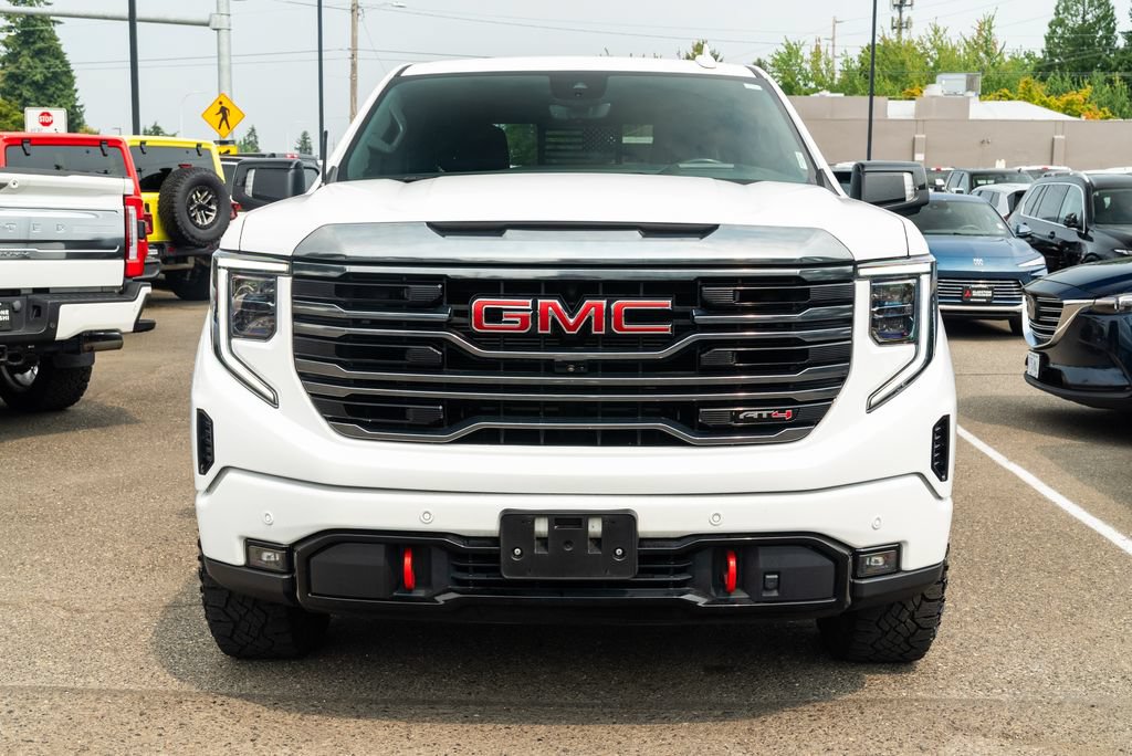 Used 2022 GMC Sierra 1500 AT4 AWD/4WD image 2