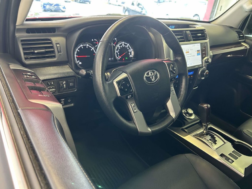 Used 2024 Toyota 4Runner Limited AWD/4WD image 13