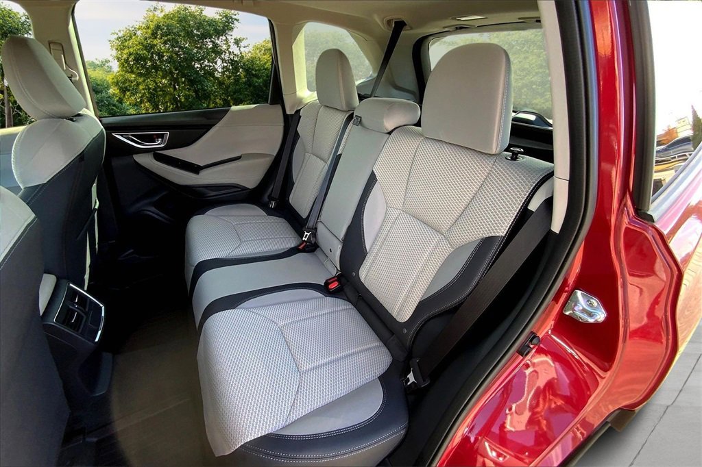 Used 2024 Subaru Forester Premium image 22