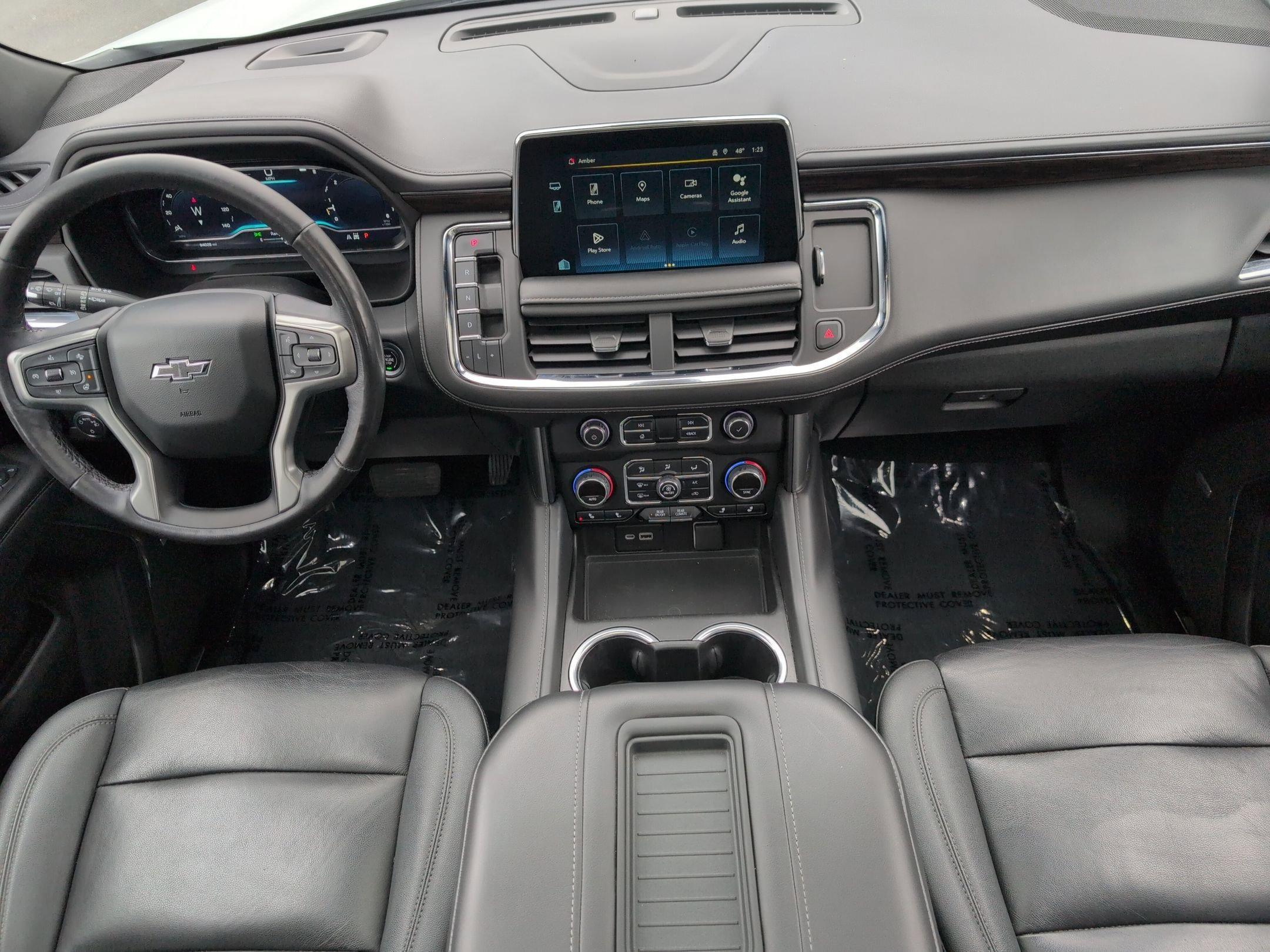 Used 2022 Chevrolet Tahoe Z71 w/ Luxury Package AWD/4WD image 27