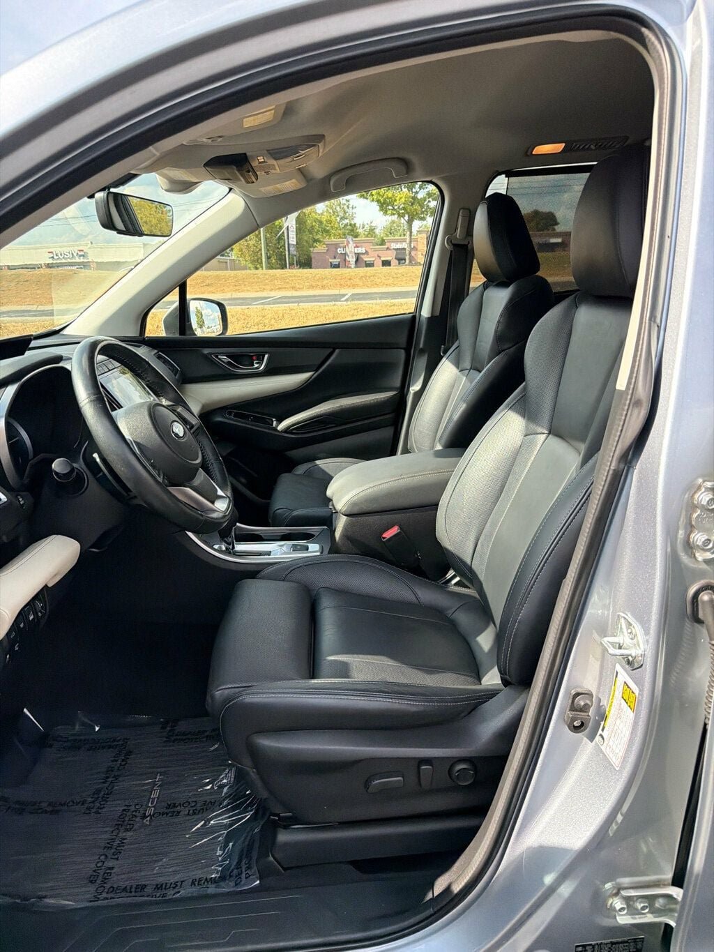 Used 2022 Subaru Ascent Limited AWD/4WD image 10