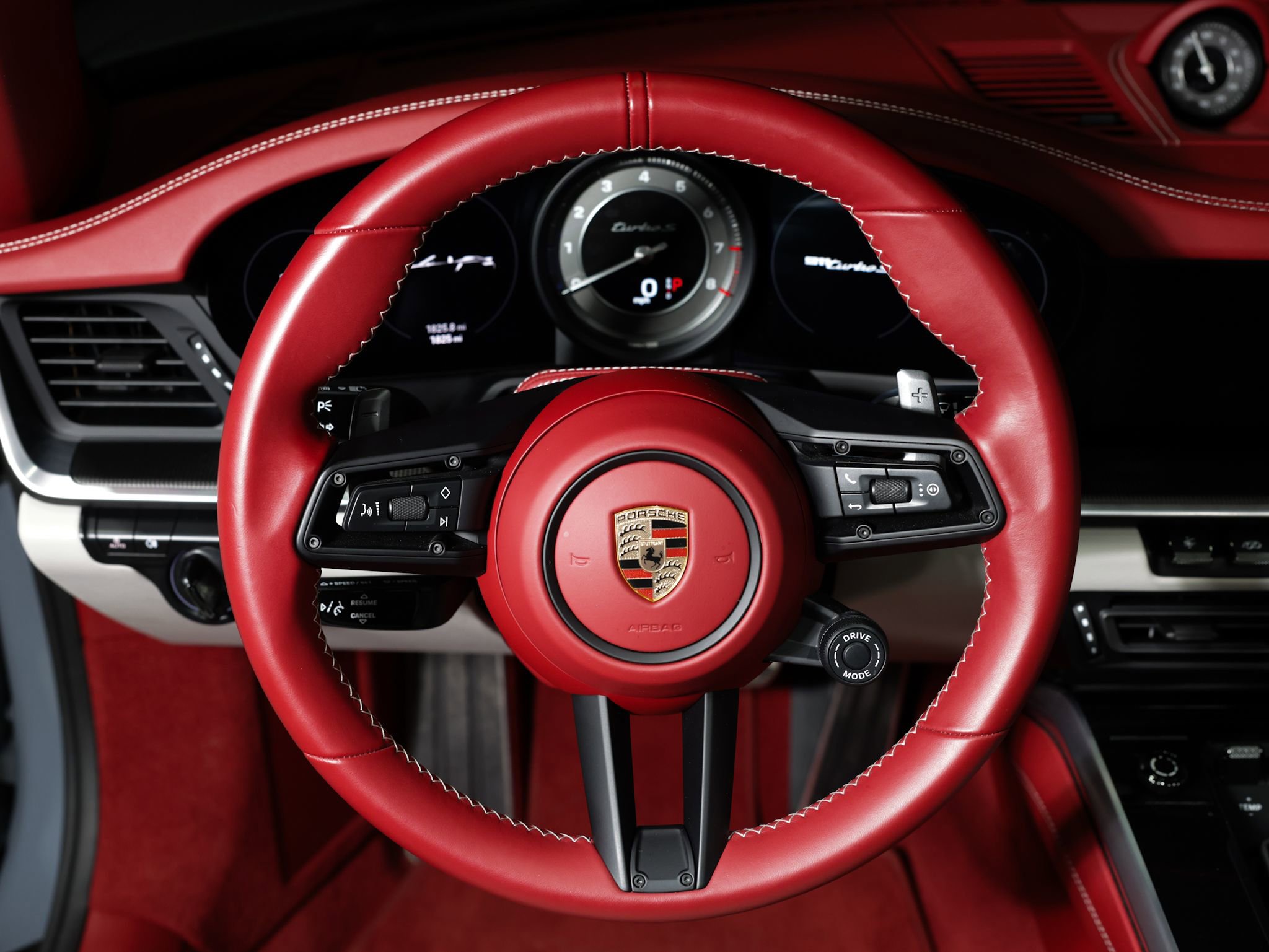 Used 2025 Porsche 911 Turbo S image 79