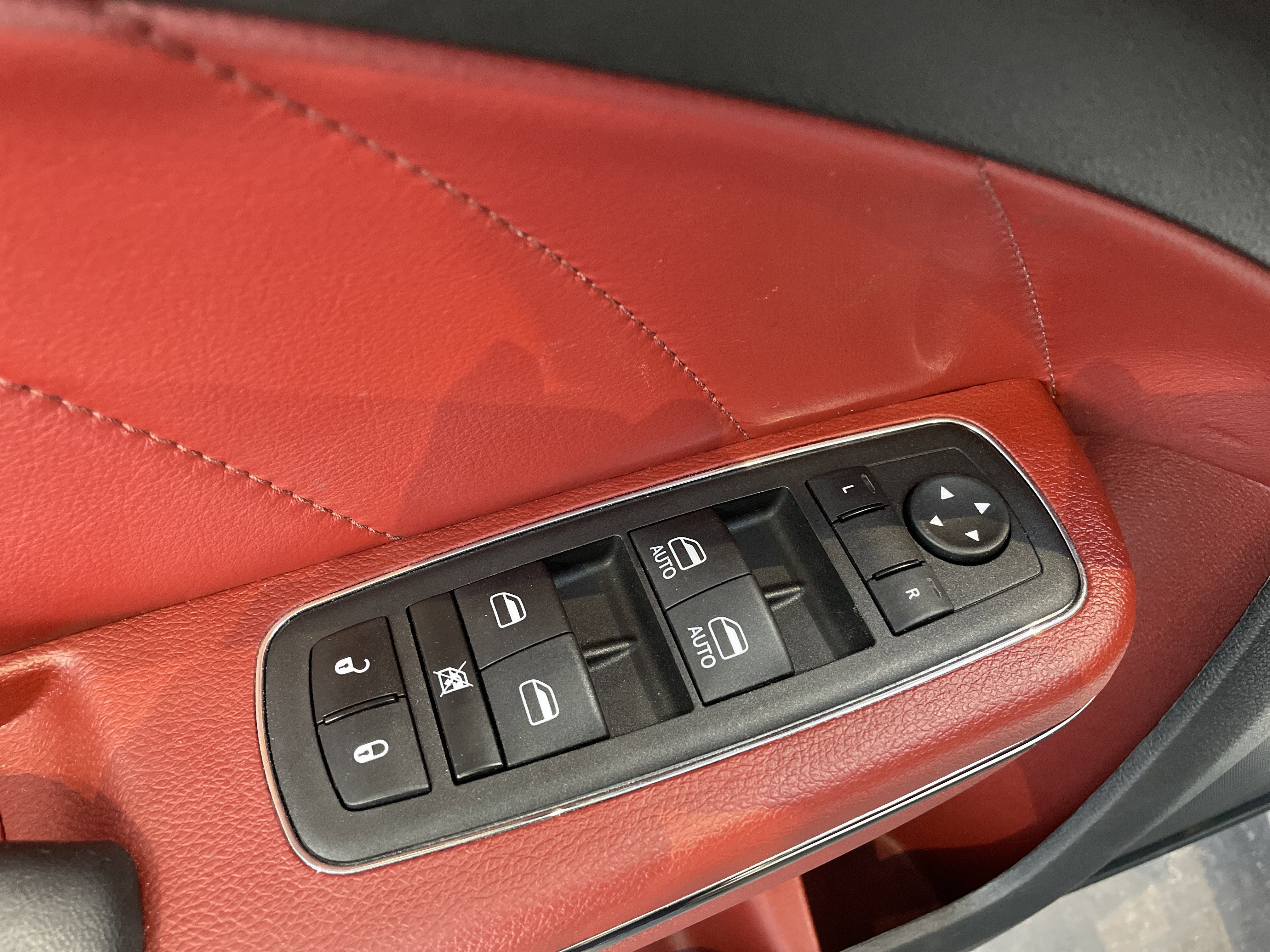 Used 2023 Dodge Charger SRT Hellcat w/ Harman/Kardon Audio Group RWD image 15