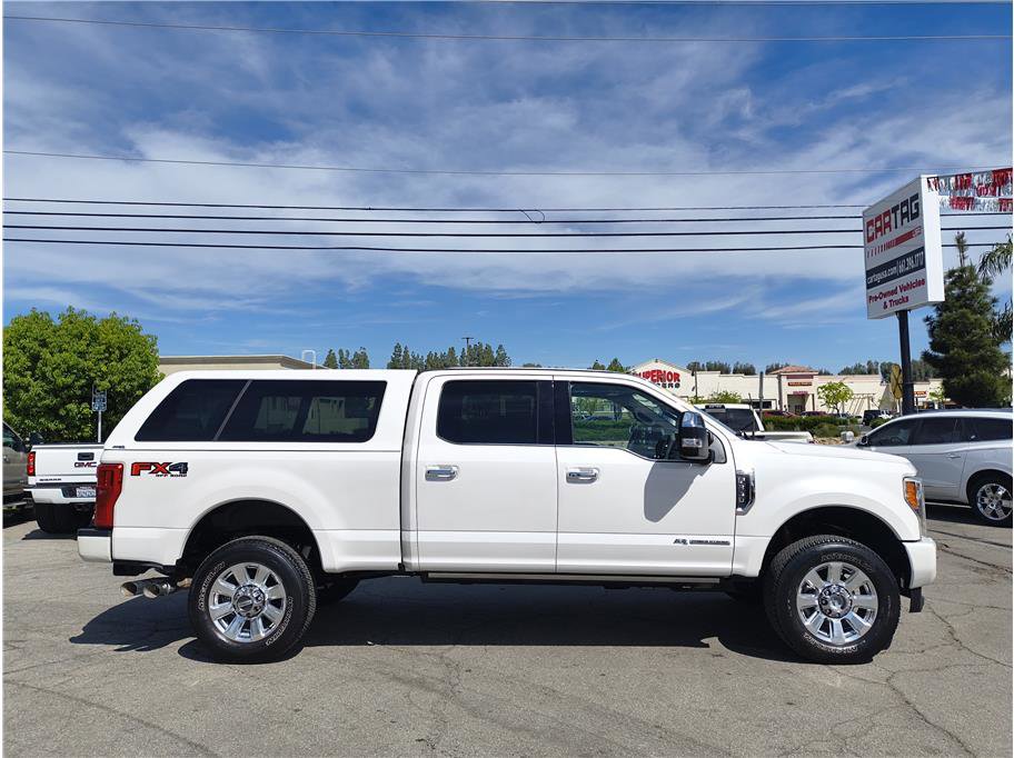 Used 2017 Ford F350 Platinum w/ Platinum Ultimate Package AWD/4WD image 4