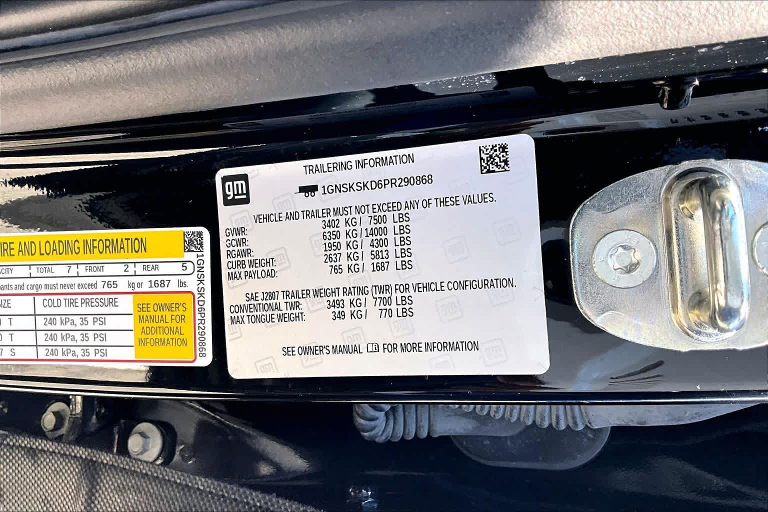 Used 2023 Chevrolet Tahoe Premier AWD/4WD image 36