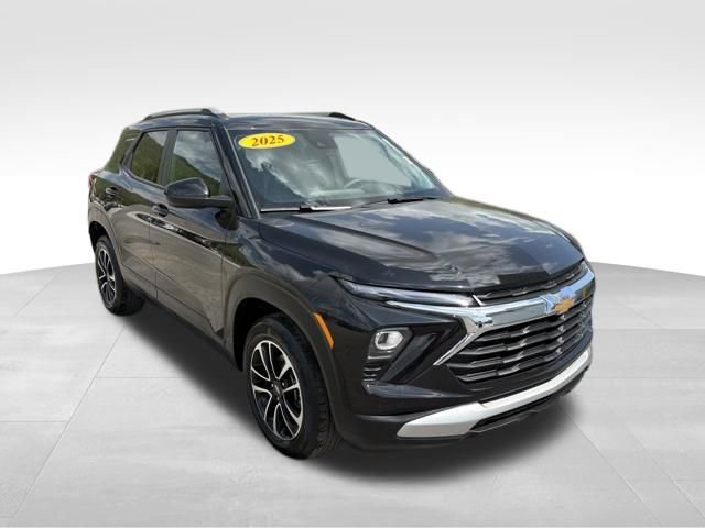 Used 2025 Chevrolet TrailBlazer LT AWD/4WD image 8