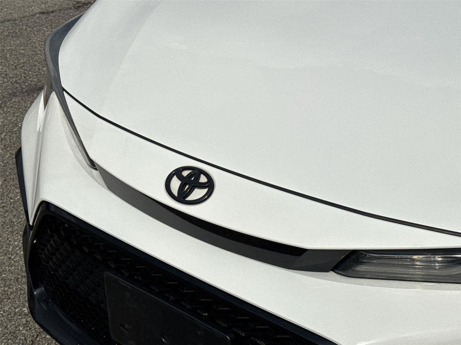 Used 2022 Toyota Corolla SE w/ Carpet Mat Package (TMS) FWD image 10