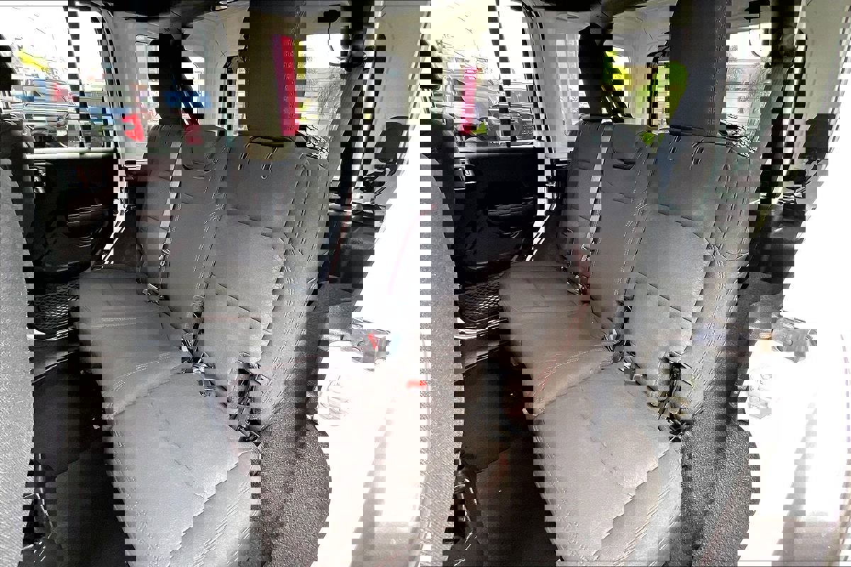 Used 2023 Jeep Wrangler Unlimited Rubicon image 23