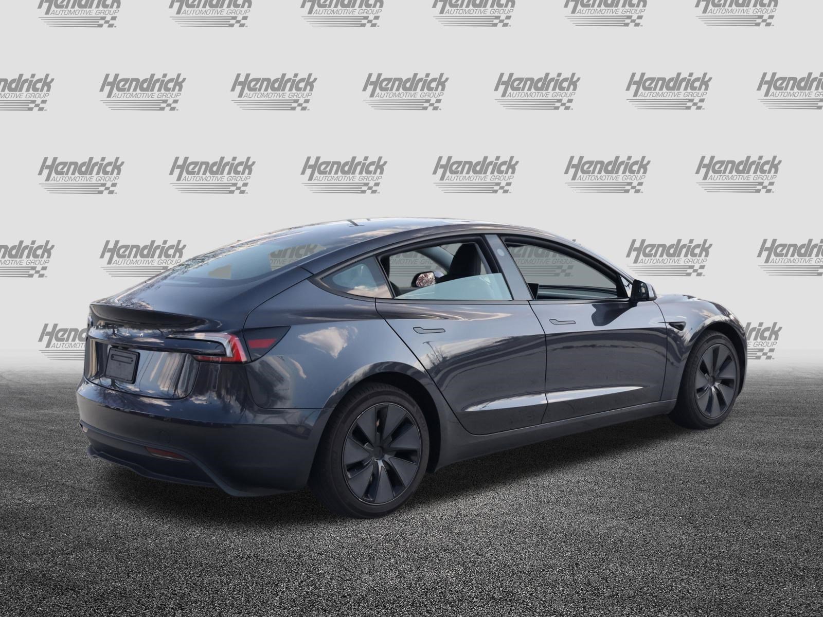 Used 2025 Tesla Model 3 image 10