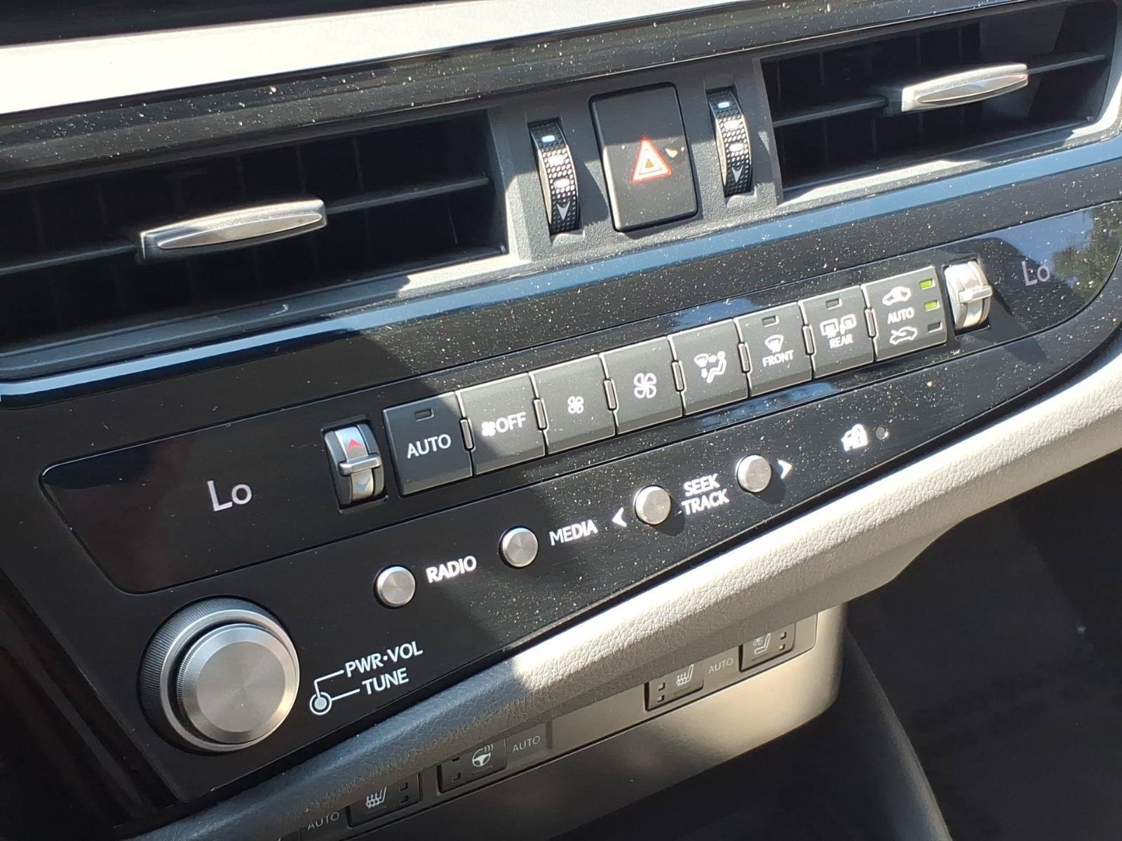 Used 2023 Lexus ES 350 w/ Premium Package FWD image 19