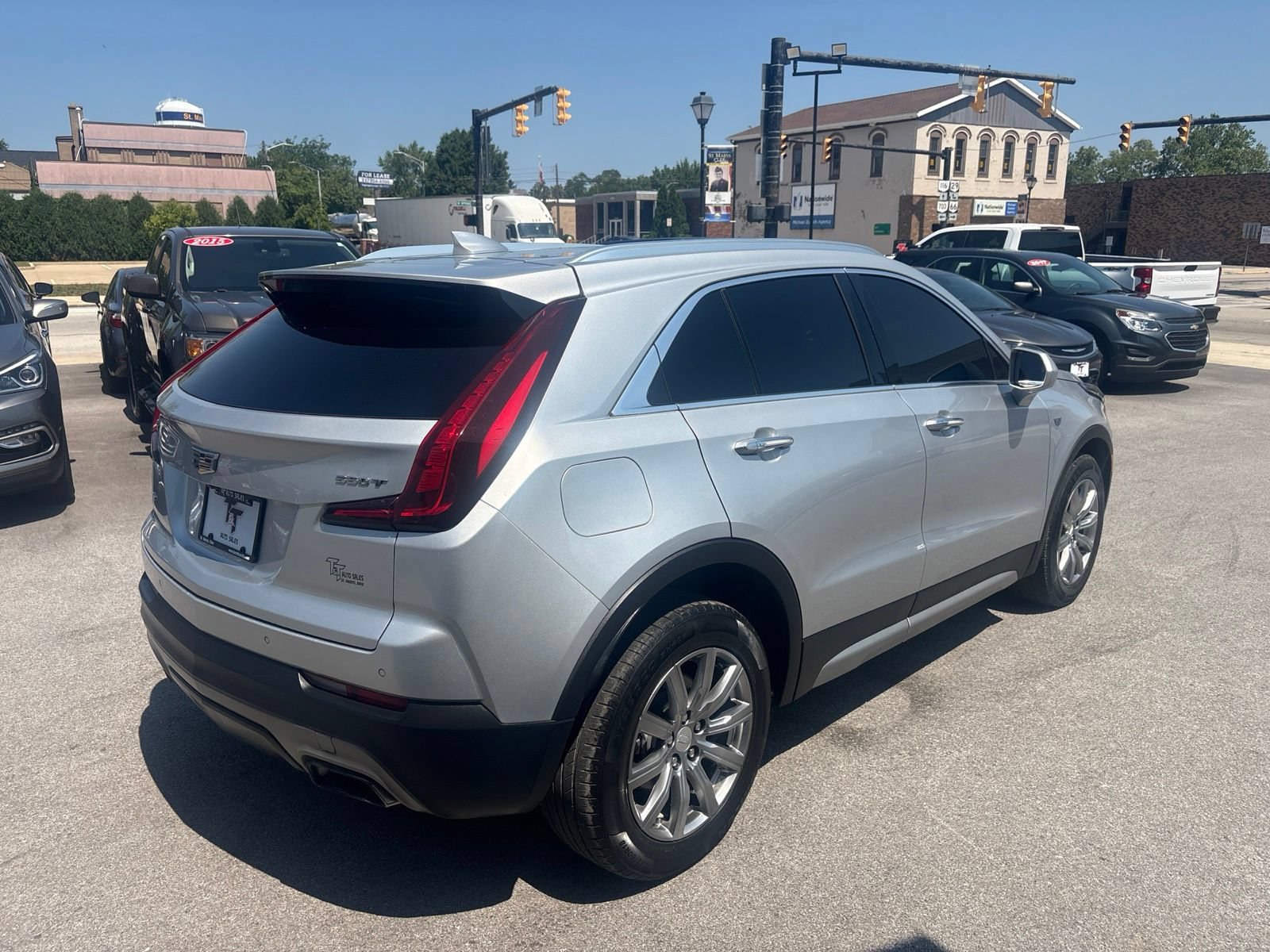 Used 2020 Cadillac XT4 Premium Luxury AWD/4WD image 5