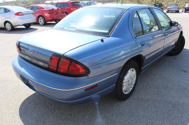 Used 1998 Chevrolet Lumina Sedan w/ Preferred Equipment Group 1 FWD image 5