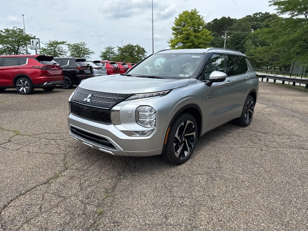 New 2025 Mitsubishi Outlander SEL image 14