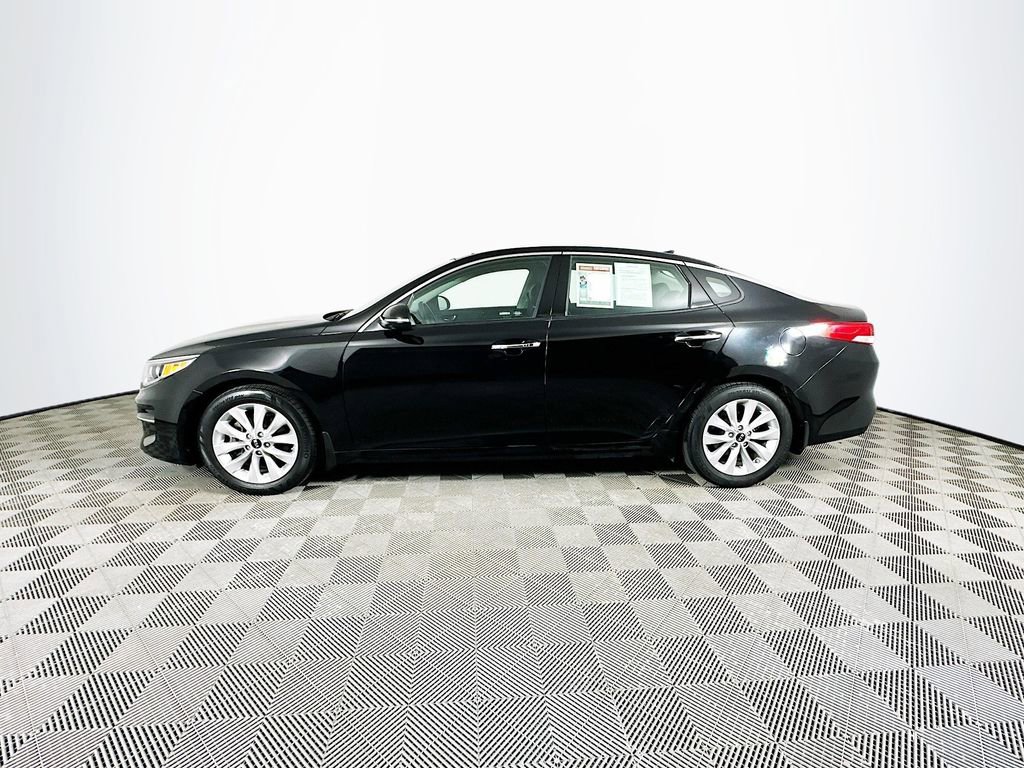 Used 2016 Kia Optima EX w/ Premium Package image 6