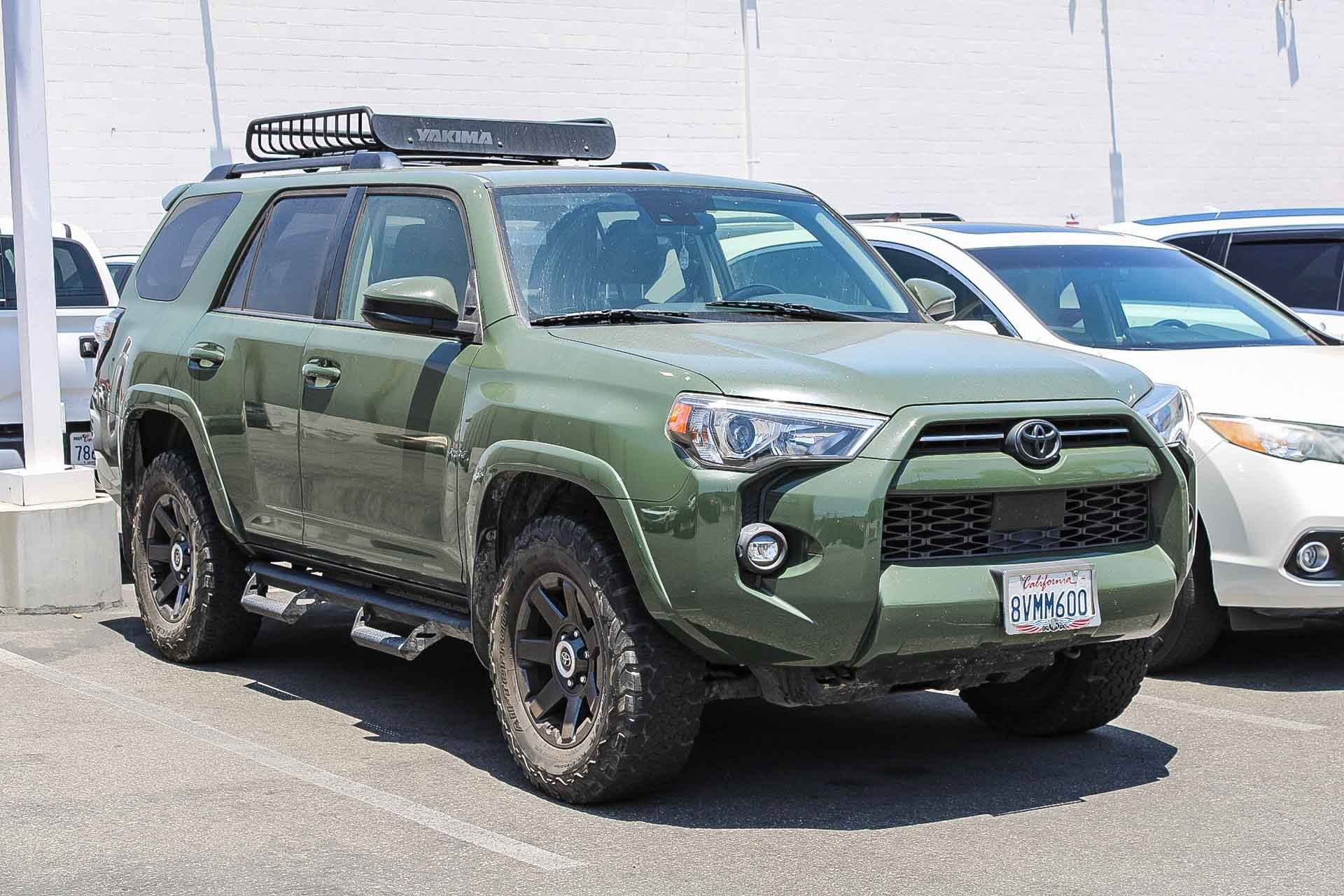 Used 2021 Toyota 4Runner Trail Special Edition AWD/4WD image 3