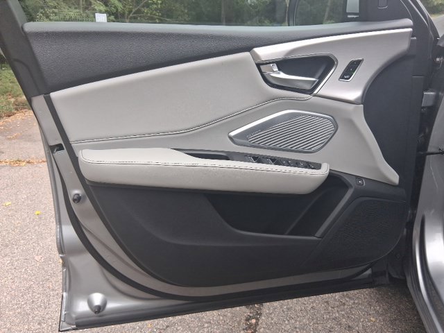 Used 2023 Acura RDX w/ Technology Package FWD image 10