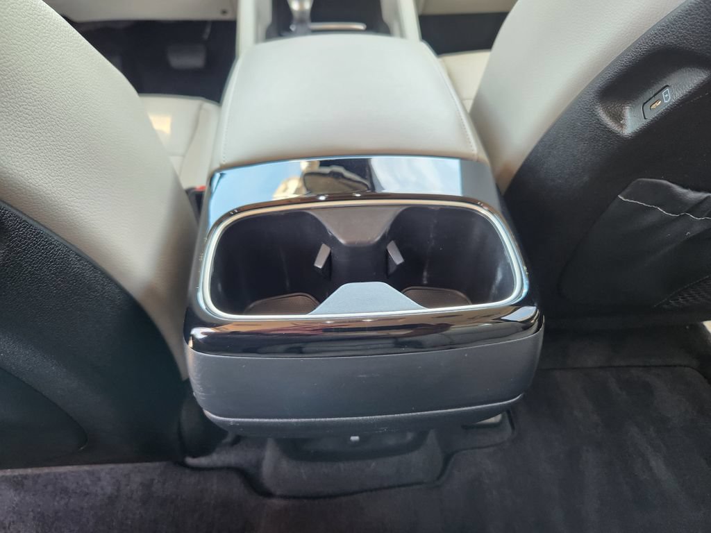 Used 2024 Kia Telluride EX AWD/4WD image 12