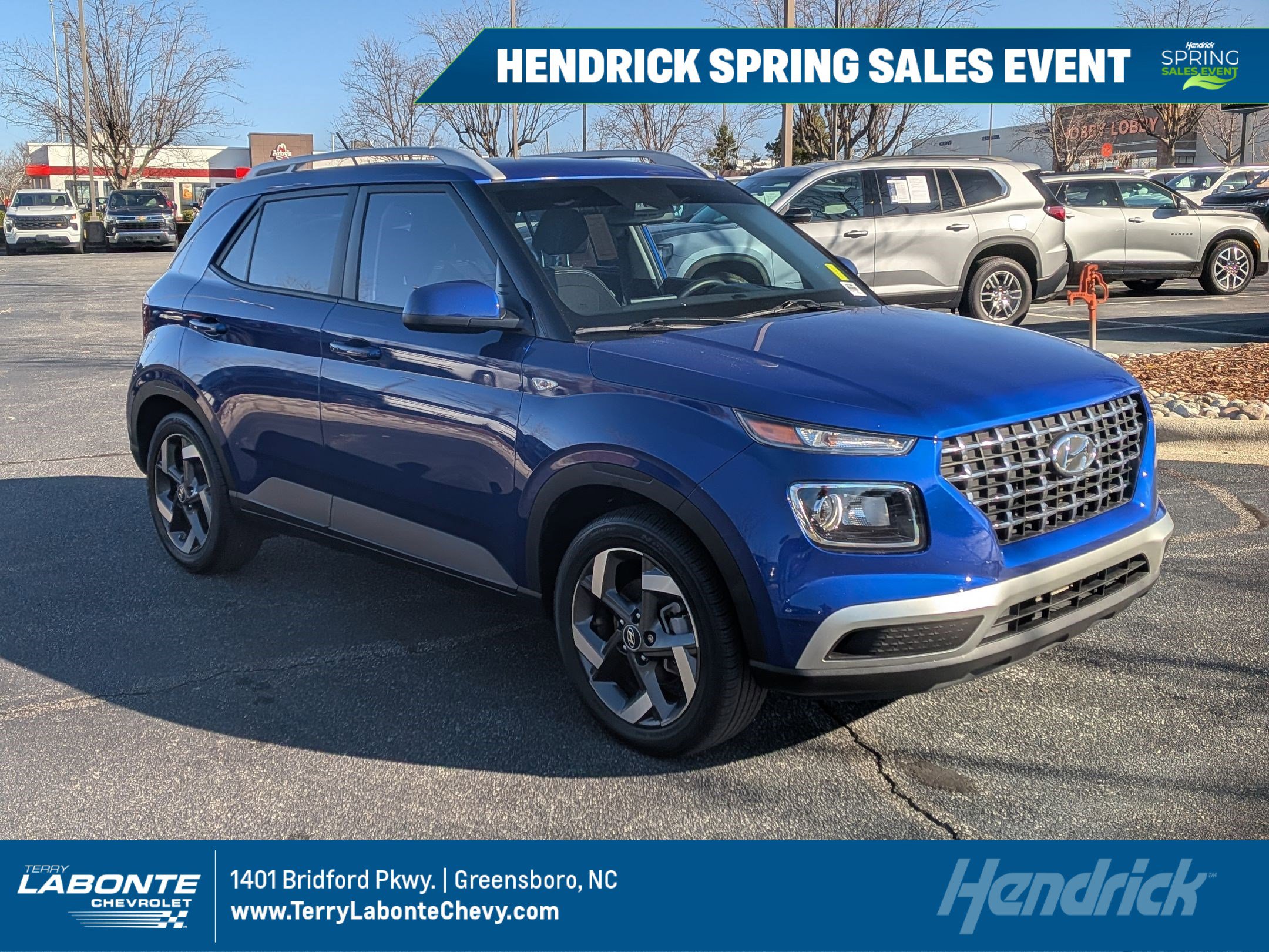 Used 2024 Hyundai Venue SEL image 1