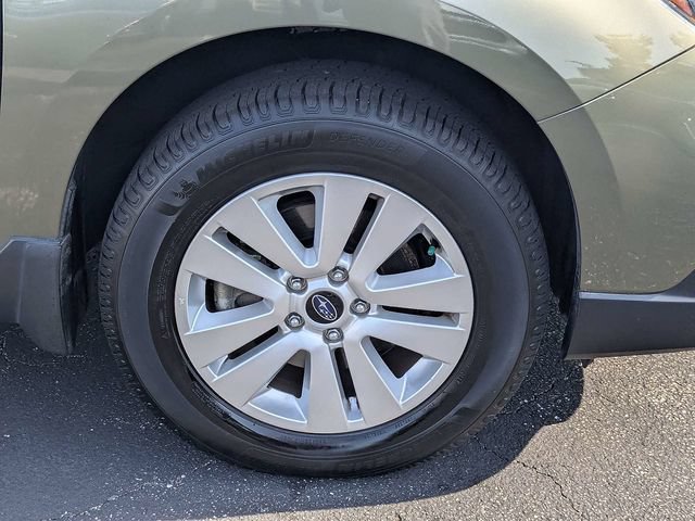 Used 2018 Subaru Outback 2.5i Premium AWD/4WD image 12