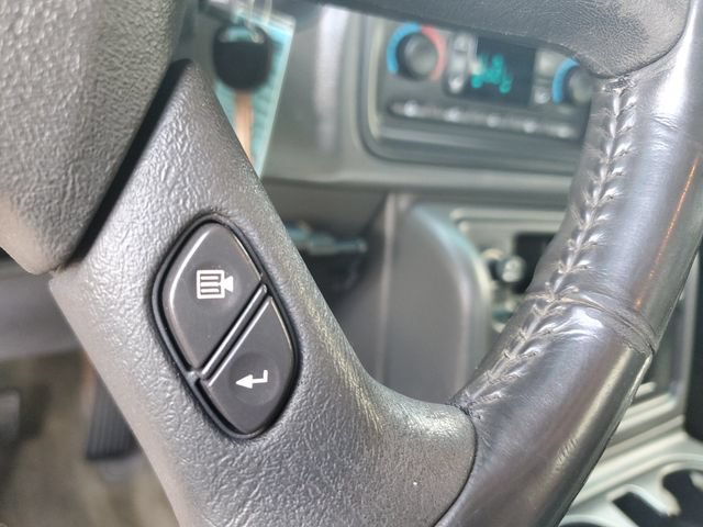 Used 2003 GMC Sierra 3500 SLE AWD/4WD image 25