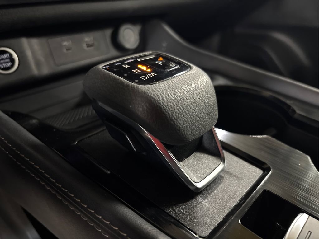 Used 2023 Nissan Rogue SL w/ SL Premium Package image 27