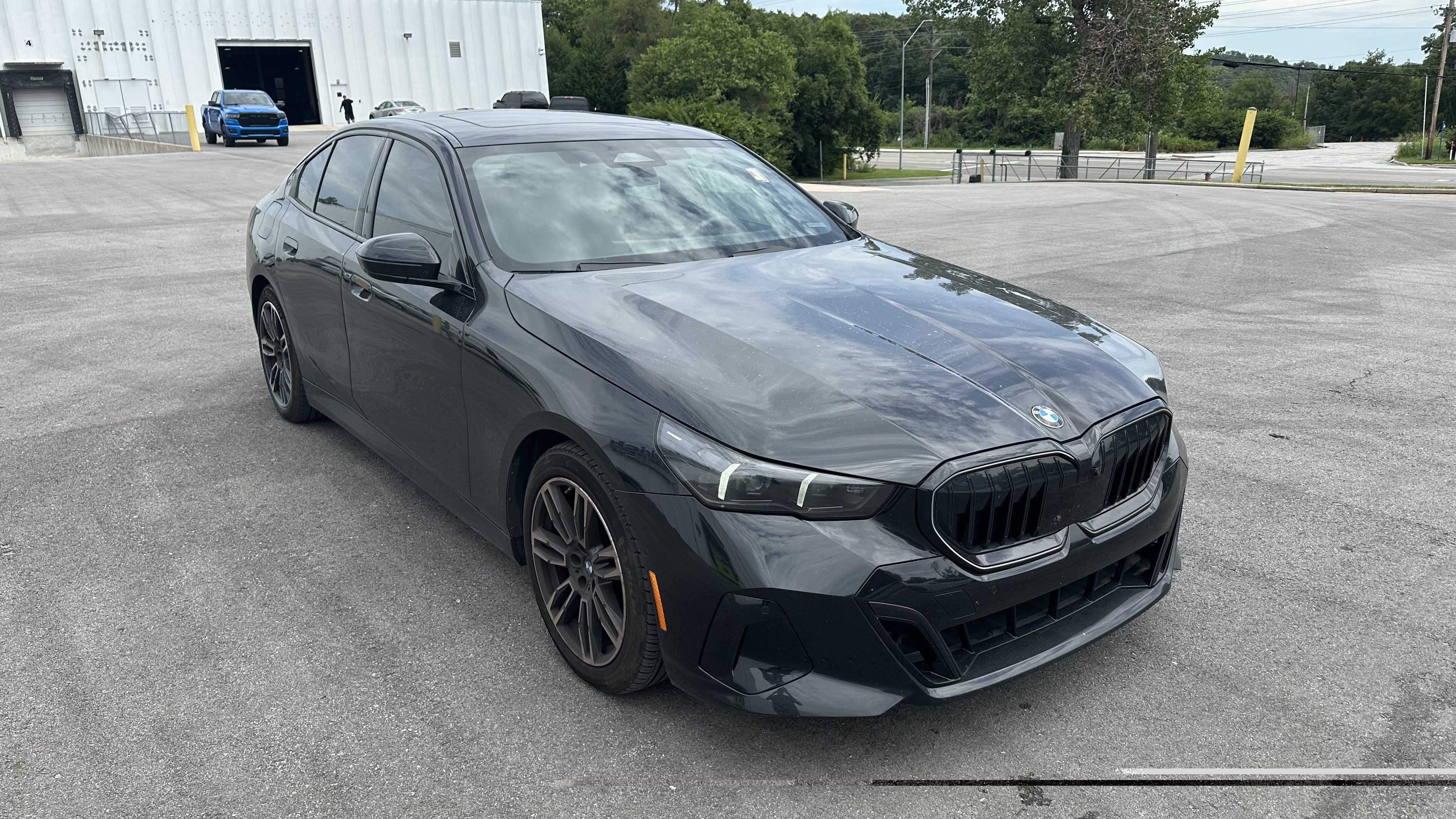 Used 2024 BMW 530i xDrive w/ M Sport Package AWD/4WD image 2