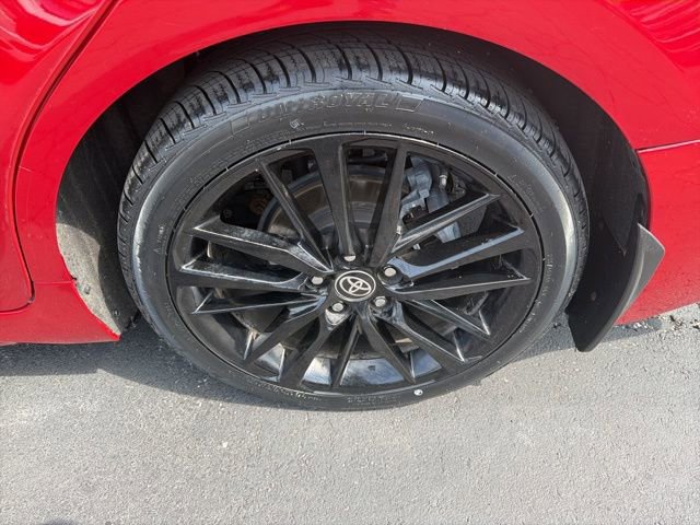 Used 2022 Toyota Camry XSE image 9