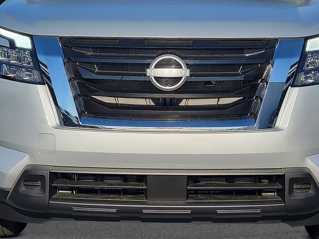 New 2025 Nissan Pathfinder SV w/ Cargo Package AWD/4WD image 9