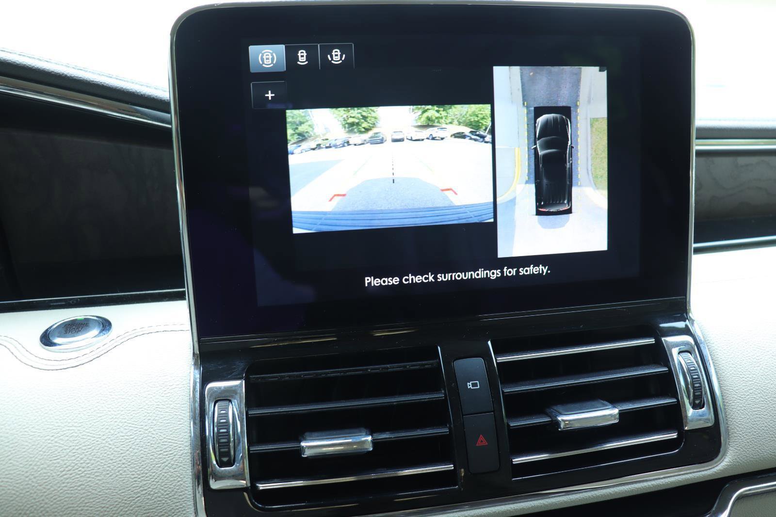 Used 2020 Lincoln Navigator Reserve w/ Luxury Package image 32