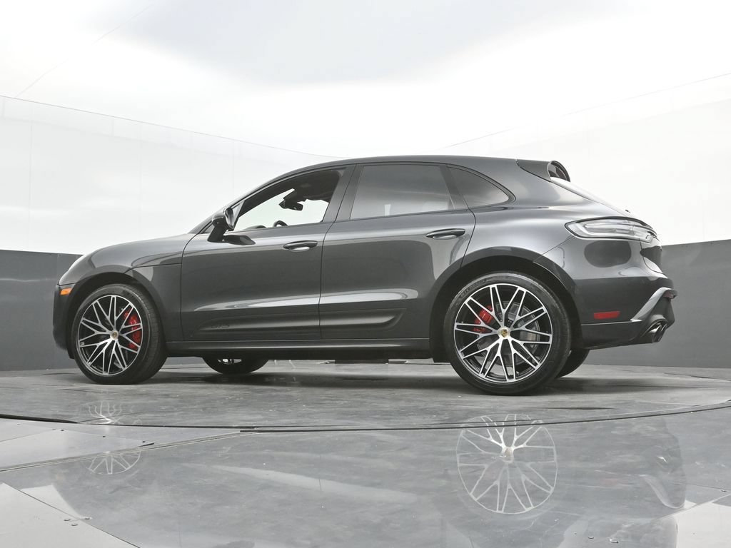 Certified 2024 Porsche Macan GTS AWD/4WD image 30