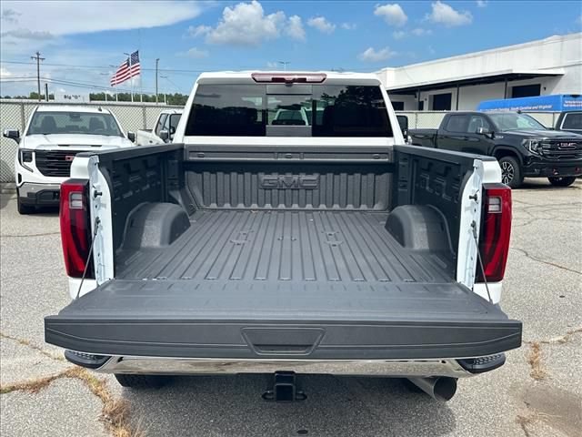 New 2026 GMC Sierra 2500 SLT w/ SLT Premium Package AWD/4WD image 11