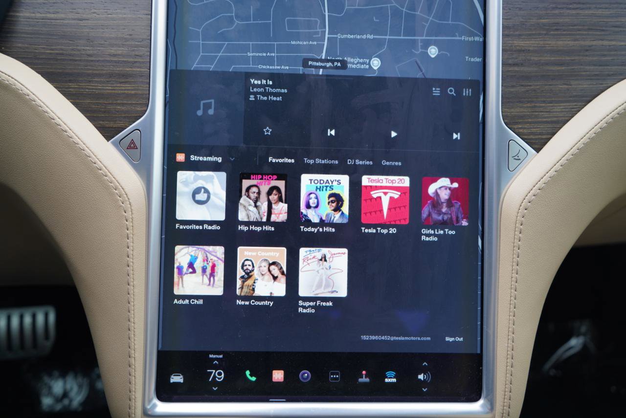 Used 2014 Tesla Model S P85D image 32