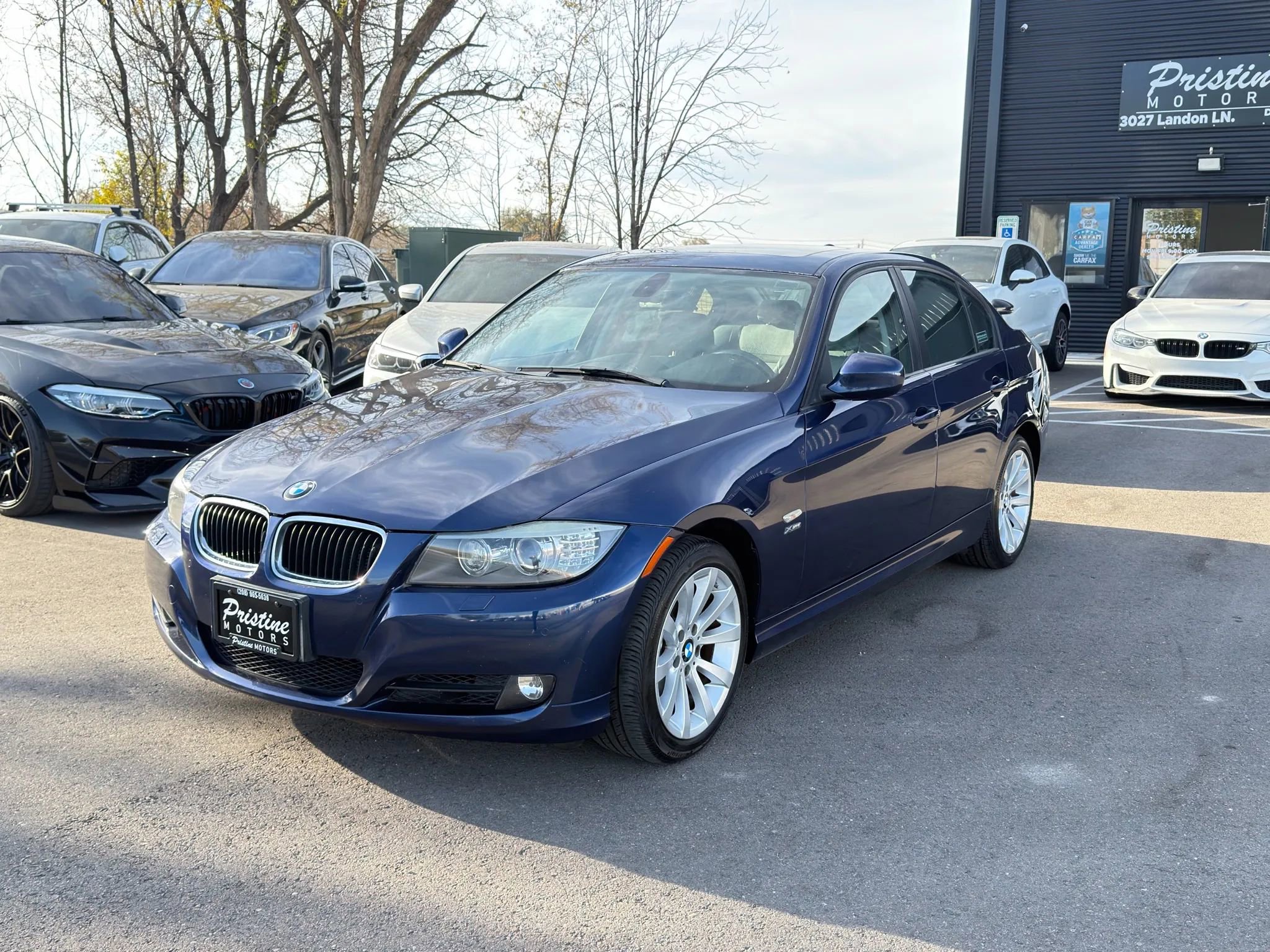 Used 2011 BMW 328i xDrive Sedan image 1