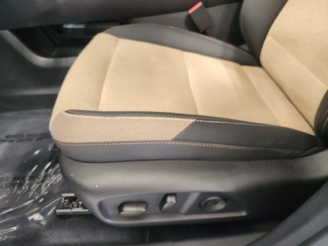 Used 2026 Chevrolet Equinox ACTIV AWD/4WD image 27
