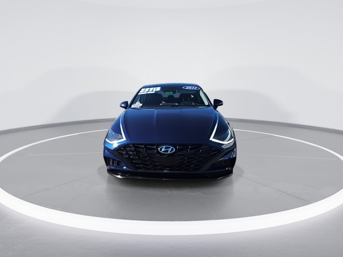 Used 2022 Hyundai Sonata Limited w/ Preferred Accessory Package image 3