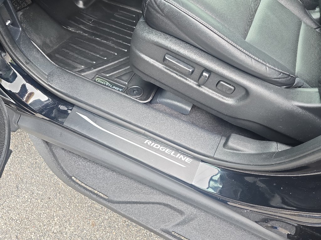 Used 2023 Honda Ridgeline RTL-E image 16