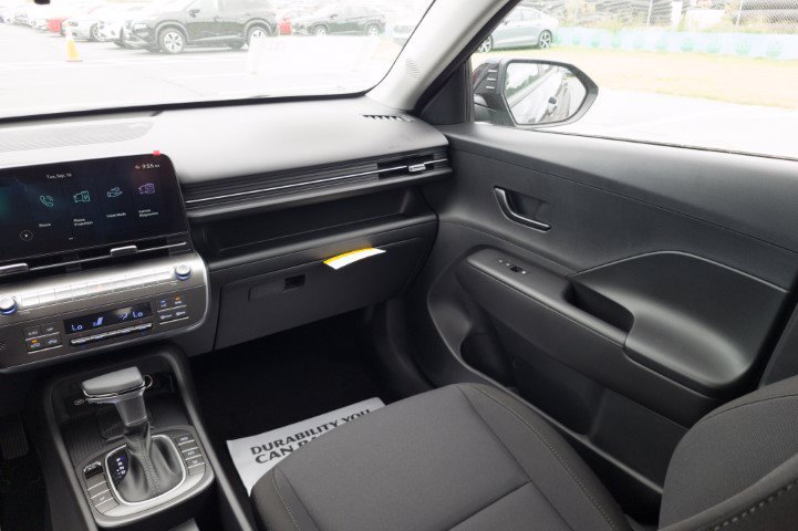 New 2027 Hyundai Kona SEL Sport FWD image 18