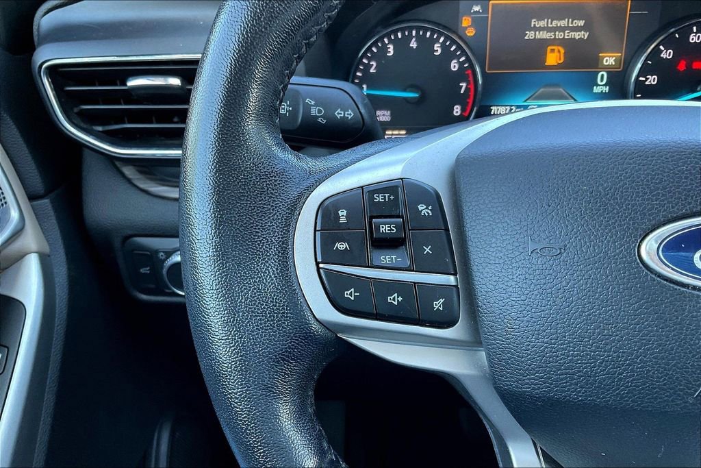 Used 2021 Ford Explorer Limited w/ Equipment Group 301A image 12