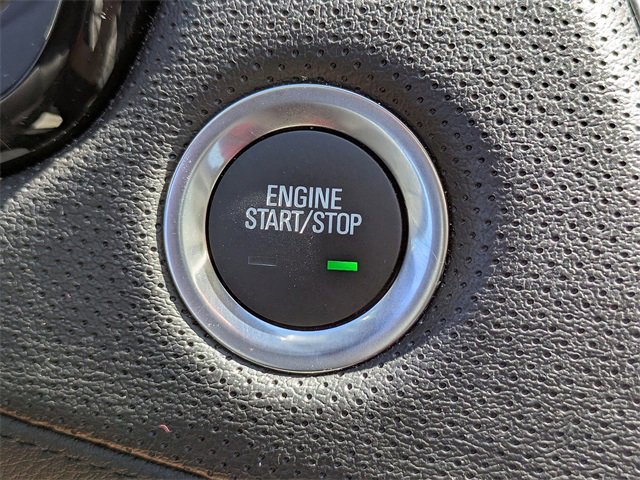 Certified 2025 Cadillac XT5 Premium Luxury image 36