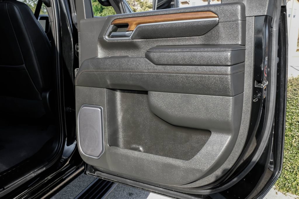 Used 2024 Chevrolet Silverado 3500 High Country w/ High Country Premium Package image 43