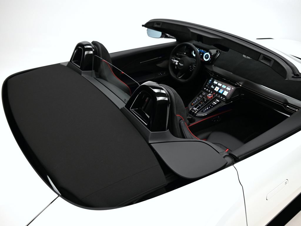 New 2026 Aston Martin V8 Vantage S RWD image 31