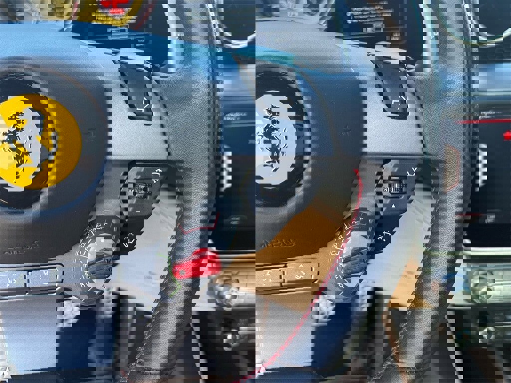 Used 2020 Ferrari Portofino image 16