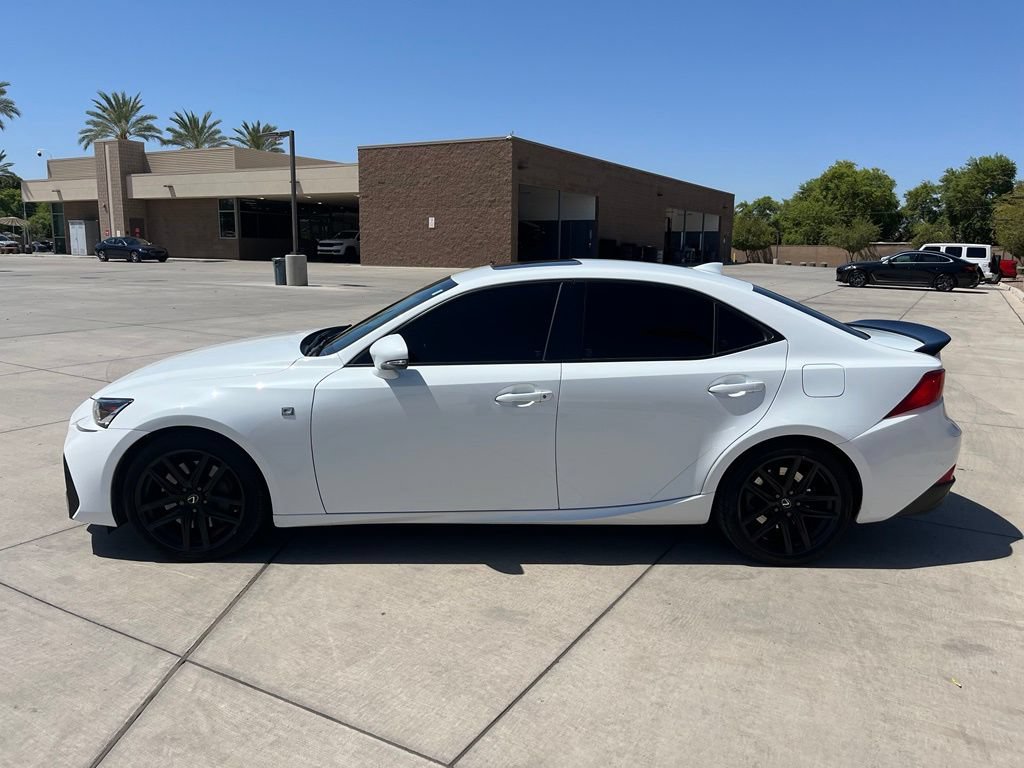 Used 2020 Lexus IS 350 F Sport w/ F Sport Package RWD image 9