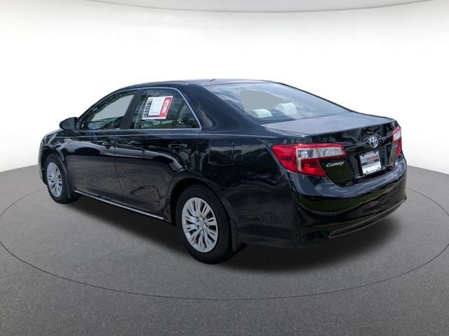 Used 2012 Toyota Camry LE FWD image 3