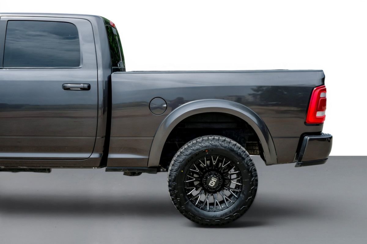 Used 2024 RAM 2500 Laramie AWD/4WD image 12