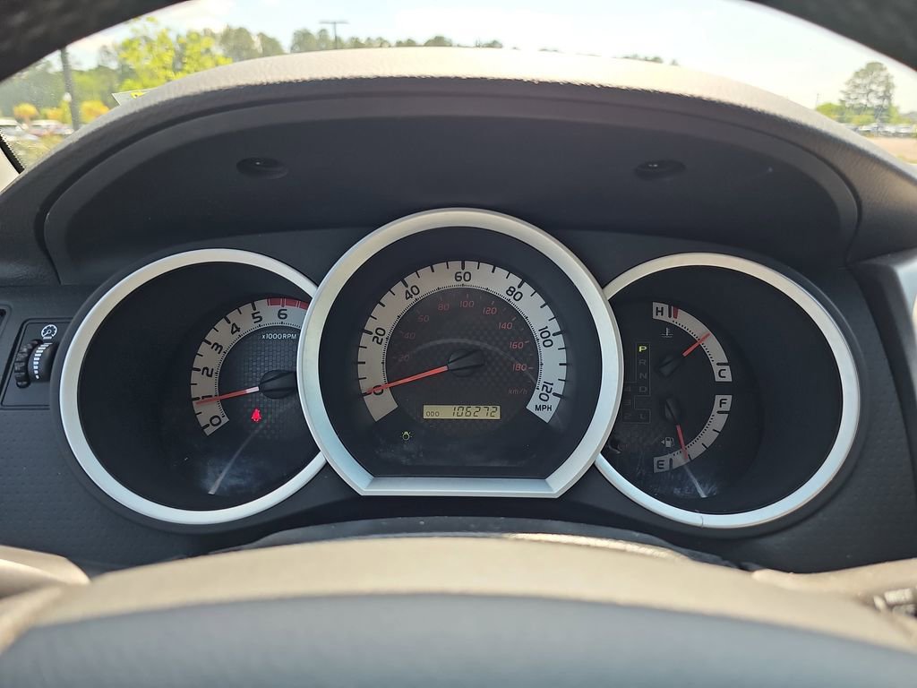 Used 2015 Toyota Tacoma PreRunner w/ TRD Sport Package RWD image 22